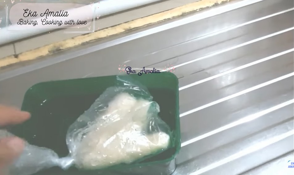 5 Trik mengolah pempek beku agar tetap kenyal, jangan langsung goreng