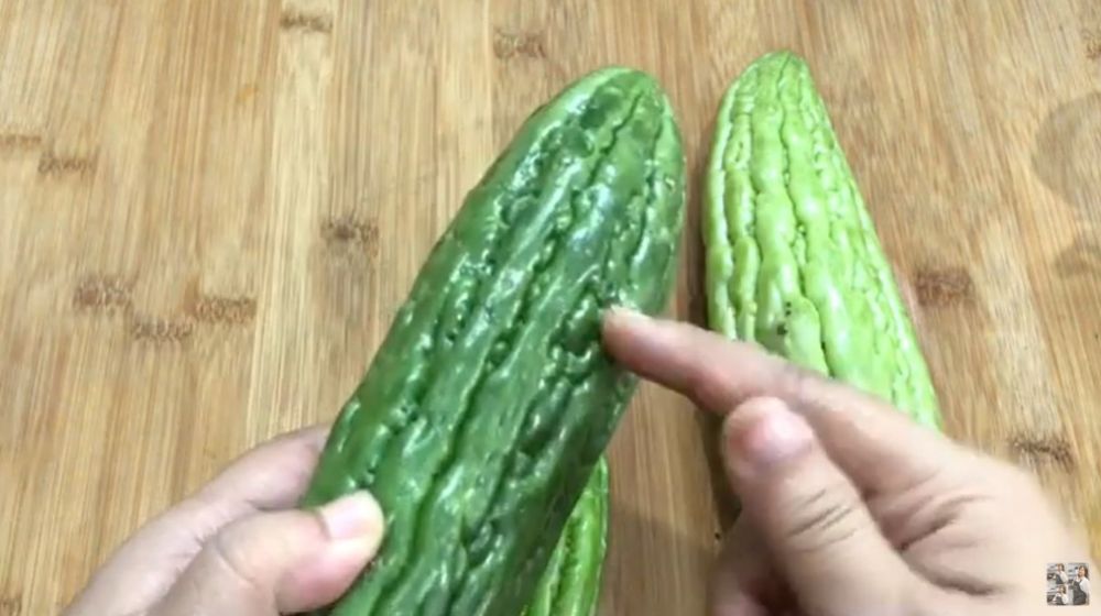 Cara memilih pare yang tidak terlalu pahit, perhatikan bentuknya