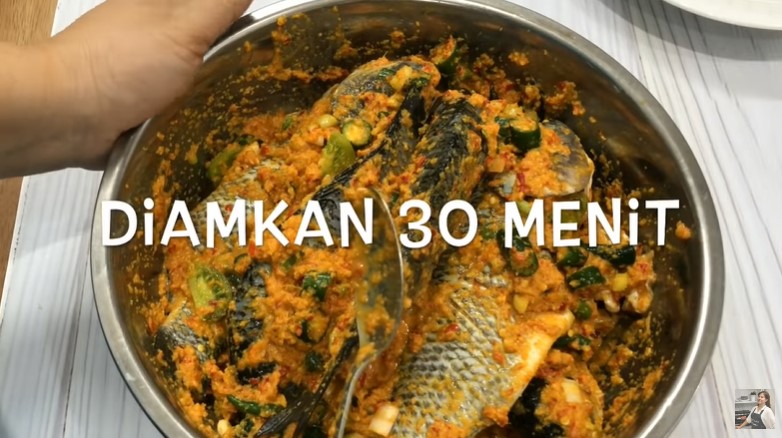 5 Cara bikin pepes ikan yang enak, bumbu meresap dan antilangu