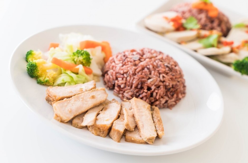 10 Menu makan Millen Cyrus ini bantu berat badan kembali ideal