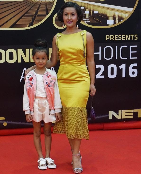 ibu dan anak jadi penyanyi © 2022 brilio.net