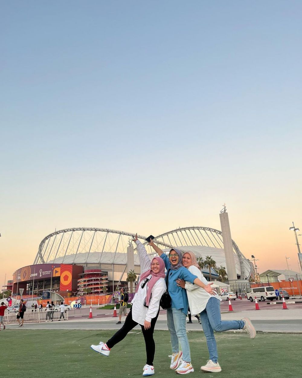 potret kekompakan Mbak Lala dan Sus Rini pengasuh anak Raffi © berbagai sumber