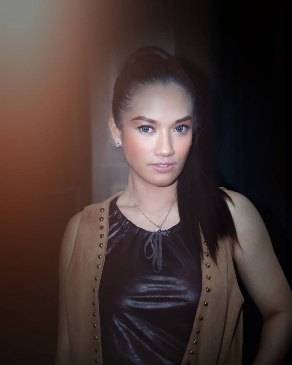 potret lucyana istri mudjie massaid © instagram