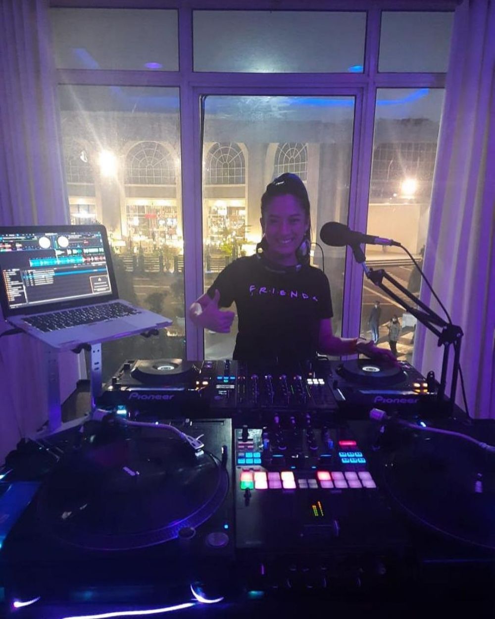 potret lucyana istri mudjie massaid © instagram