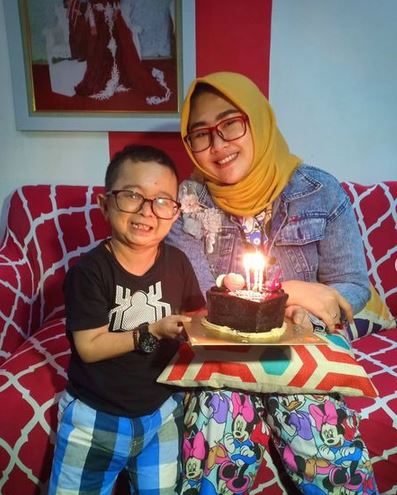 Daus Mini dan istri dulu hingga kini © 2022 brilio.net