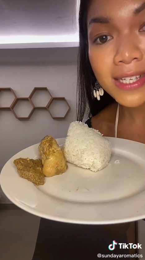 Trik makan nasi Padang saat diet, lebih bernutrisi dan rendah kalori