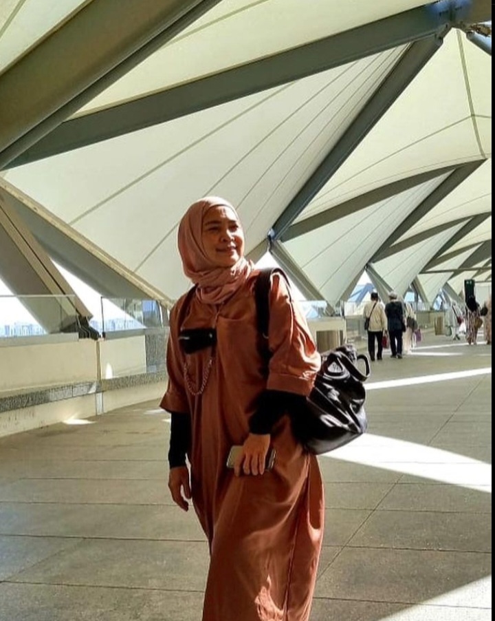 Myrna Yuanita istri Dik Doank Instagram