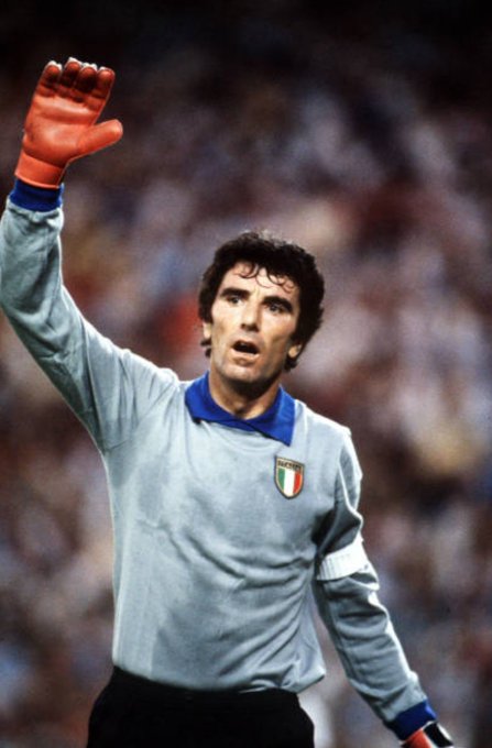 7 Aksi penyelamatan hebat di Piala Dunia, Buffon dijuluki Superman