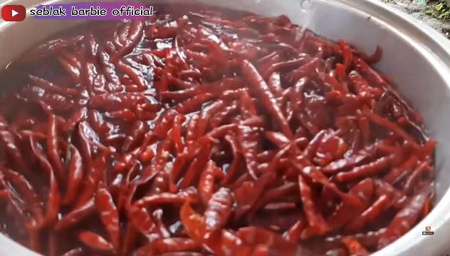 Tak banyak yang tahu, ini trik bikin sambal seblak agar tak mudah basi