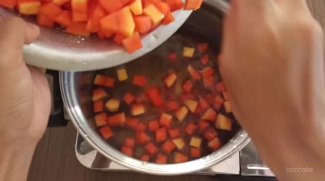 Cara mudah mengolah pepaya untuk es buah, lebih manis dan tak lembek