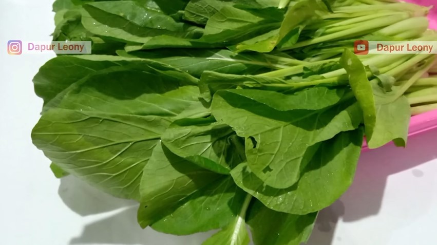 Cara simpan sawi caisim tanpa kulkas, tetap segar selama 4 hari