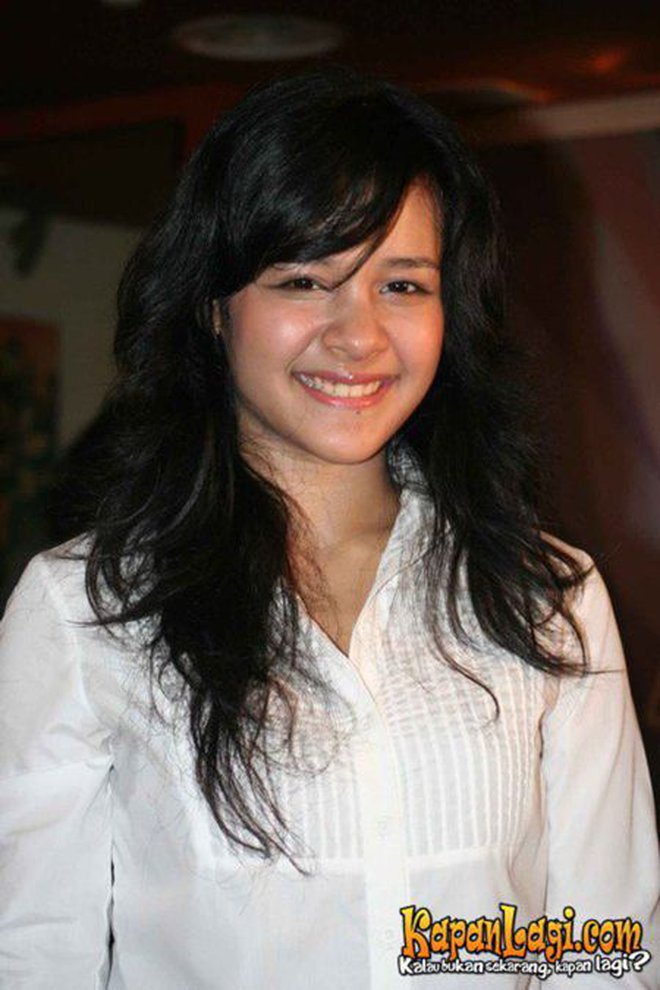 Priska Paramita Indonesian Idol istri bupati © berbagai sumber