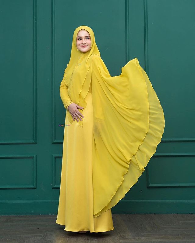 Priska Paramita Indonesian Idol istri bupati © berbagai sumber