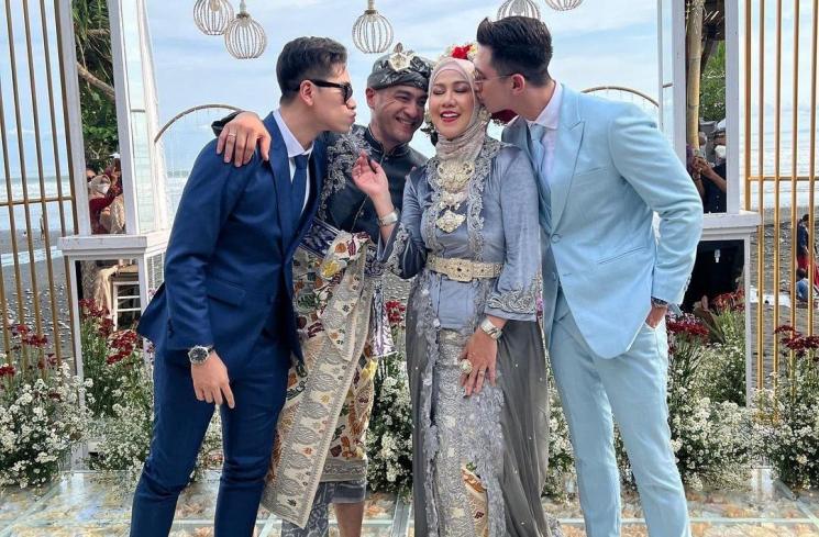 anak seleb dampingi orang tuanya menikah lagi © 2022 brilio.net