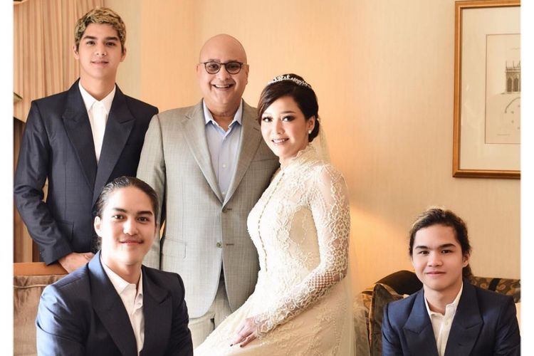 anak seleb dampingi orang tuanya menikah lagi © 2022 brilio.net