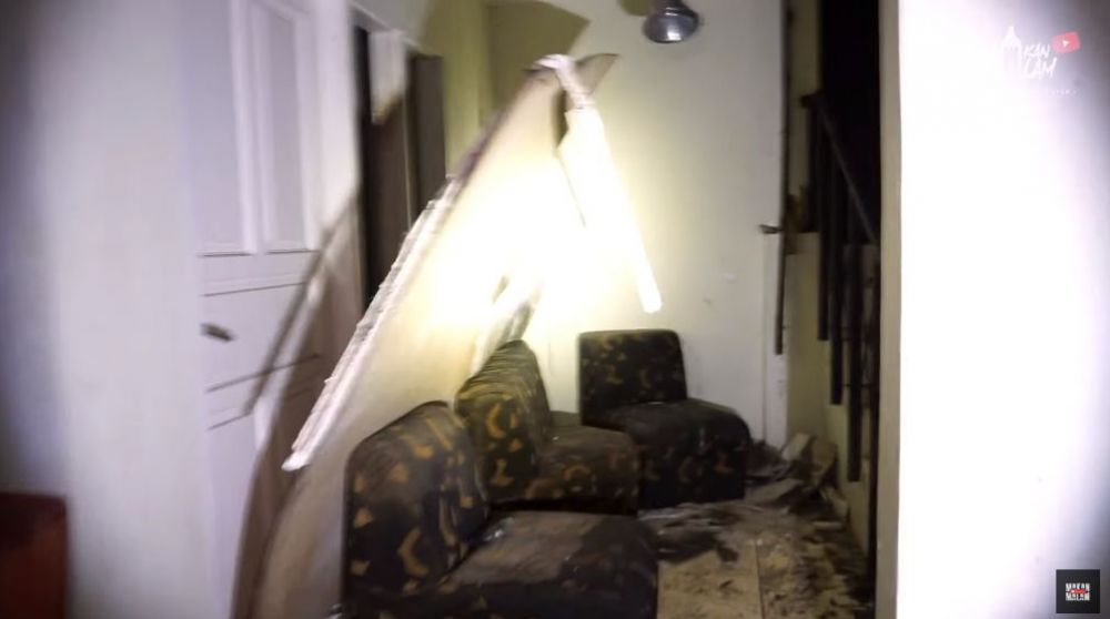 penampakan rumah chelsea olivia di bandung © YouTube penampakan rumah chelsea olivia di bandung © YouTube