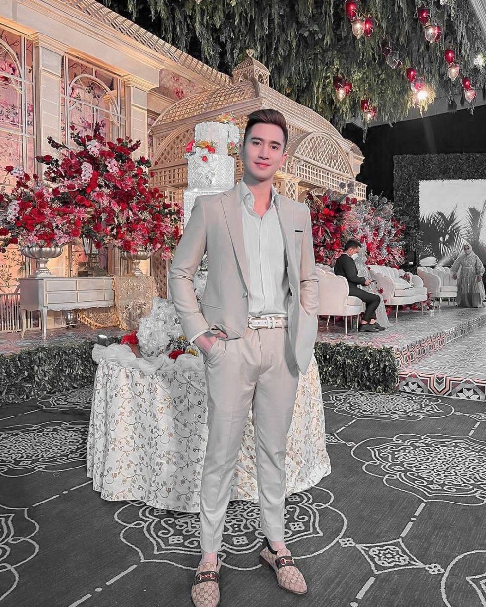 gaya pesinetron saat jadi groomsmen © berbagai sumber