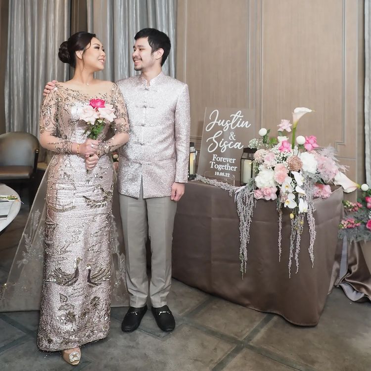 detail gaun Sisca Kohl dari lamaran-nikah © berbagai sumber