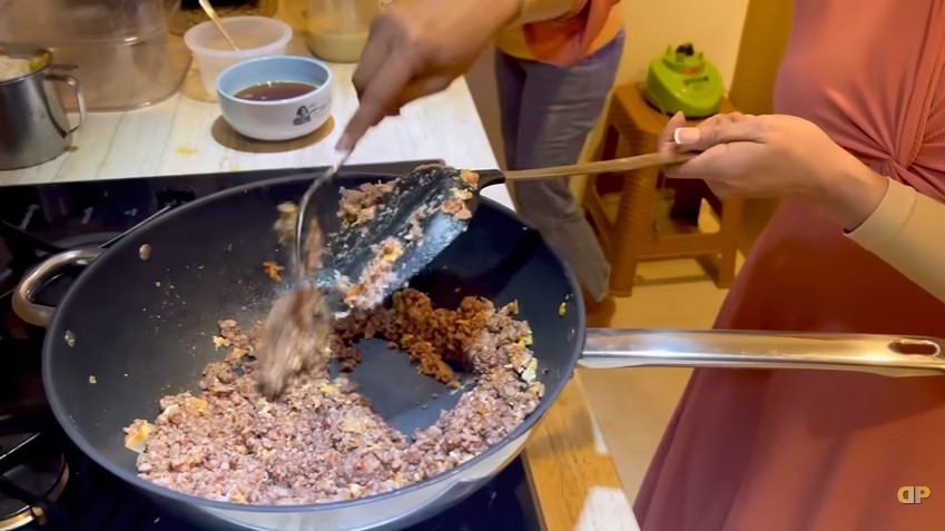 10 Menu diet Dewi Perssik buat jaga berat badan ideal dan perut rata