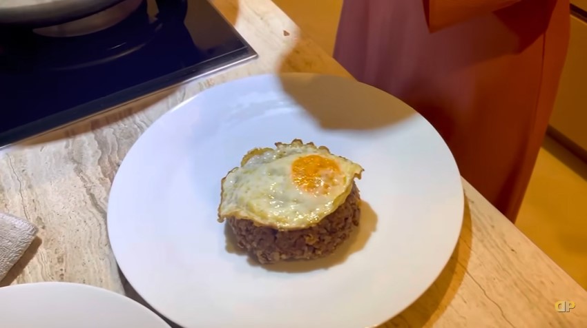 10 Menu diet Dewi Perssik buat jaga berat badan ideal dan perut rata