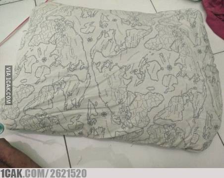 desain bantal nyeleneh © berbagai sumber desain bantal nyeleneh © berbagai sumber