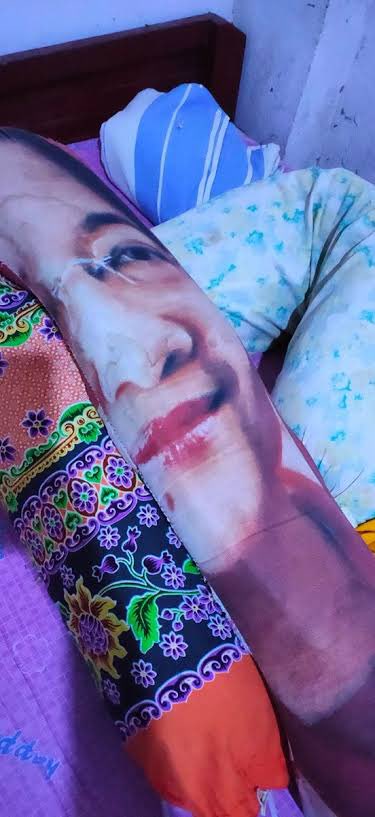 desain bantal nyeleneh © berbagai sumber desain bantal nyeleneh © berbagai sumber