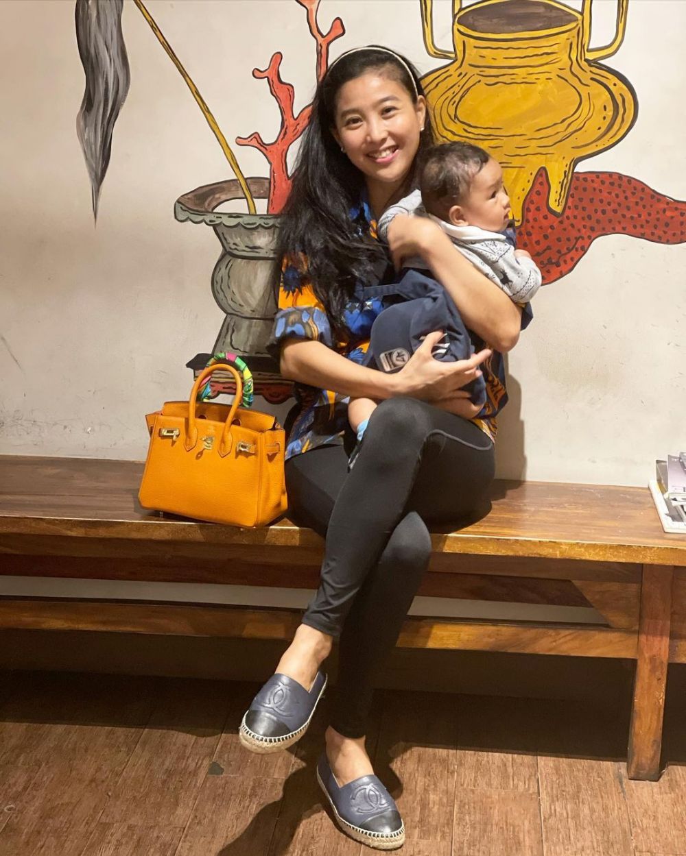  potret Olivia Zalianty momong anak © berbagai sumber
