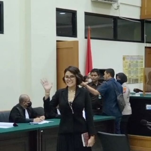 potret nikita jalani sidang disorot © instagram