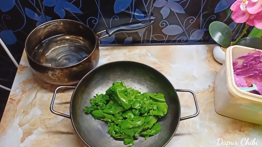 Tanpa mengubah rasa, ini trik atasi glaze donat yang menggumpal