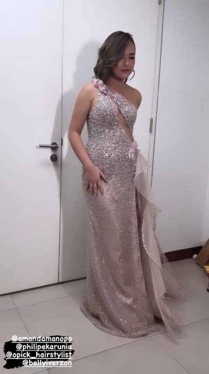 9 Pesona Amanda Manopo di Silet Awards 2022, model gaunnya disorot