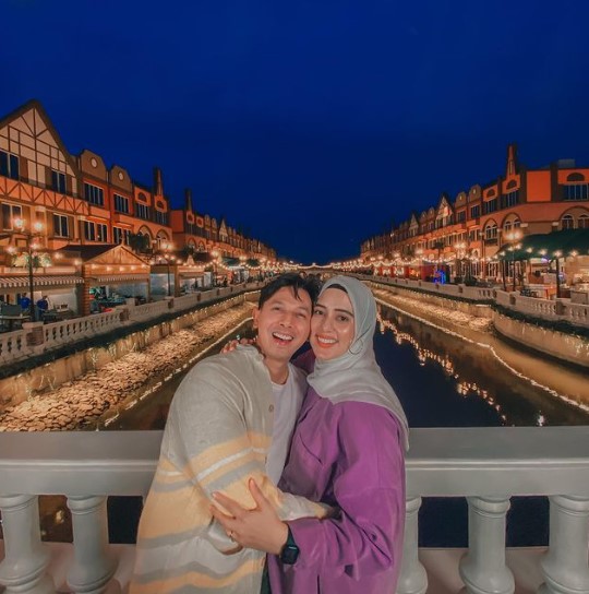 seleb ini langsung putuskan untuk menikah © 2022 berbagai sumber