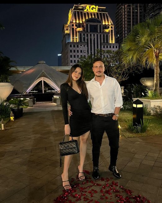 seleb ini langsung putuskan untuk menikah © 2022 berbagai sumber