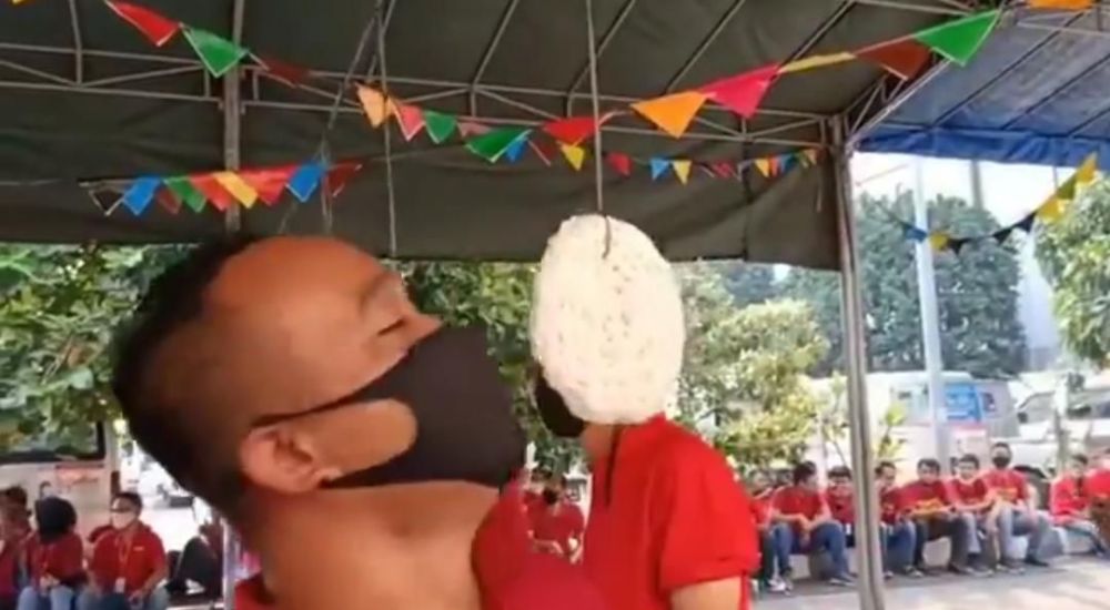 tingkah orang ikut pertandingan kocak © berbagai sumber