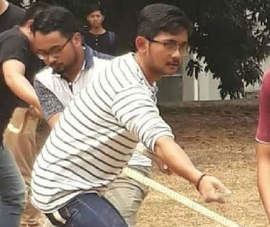 tingkah orang ikut pertandingan kocak © berbagai sumber