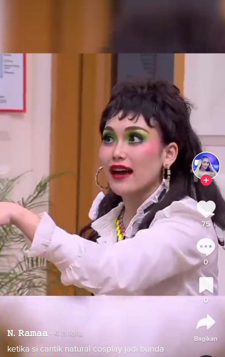 Potret Ayu Ting Ting saat ngelawak © 2022 brilio.net