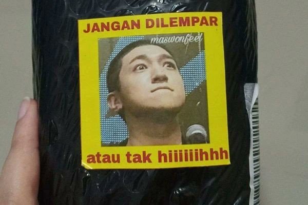 tulisannya di paket kreatif banget deh © berbagai sumber