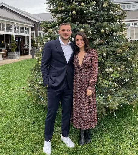 Adu pesona 10 WAGs Amerika Serikat vs Belanda, bikin gagal fokus