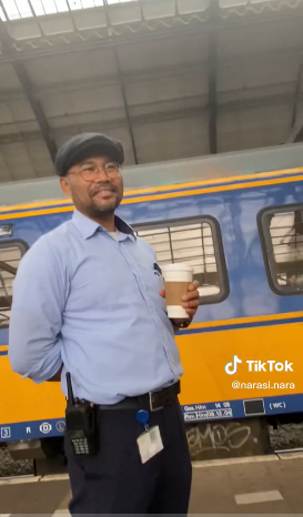 petugas kereta api di Belanda fasih berbahasa Jawa  Tiktok