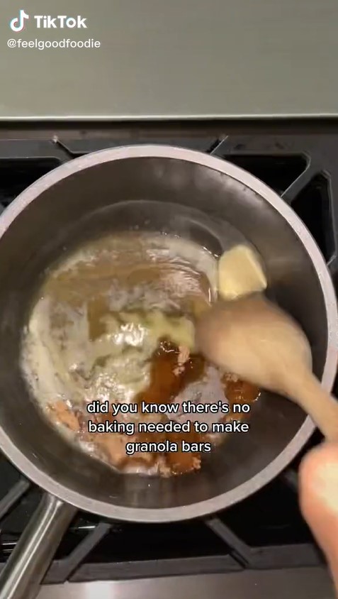 7 Cara bikin granola bar tanpa oven, cocok buat camilan sehat