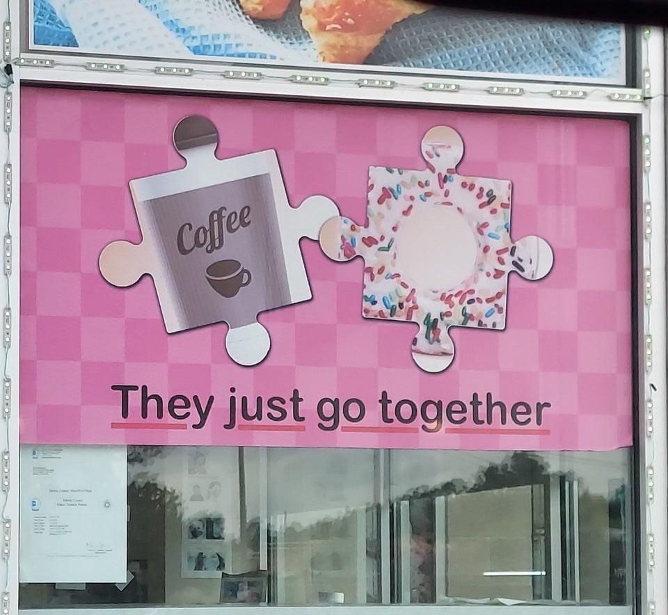 Desain gambar pada benda ini bikin mikir keras © 2022 brilio.net