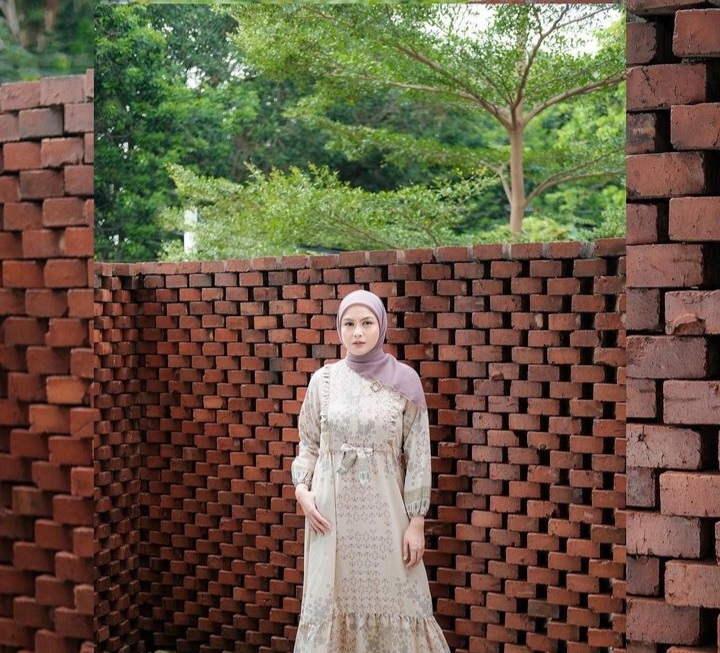 potret terkini Revalina S Temat berbagai sumber potret terkini Revalina S Temat berbagai sumber