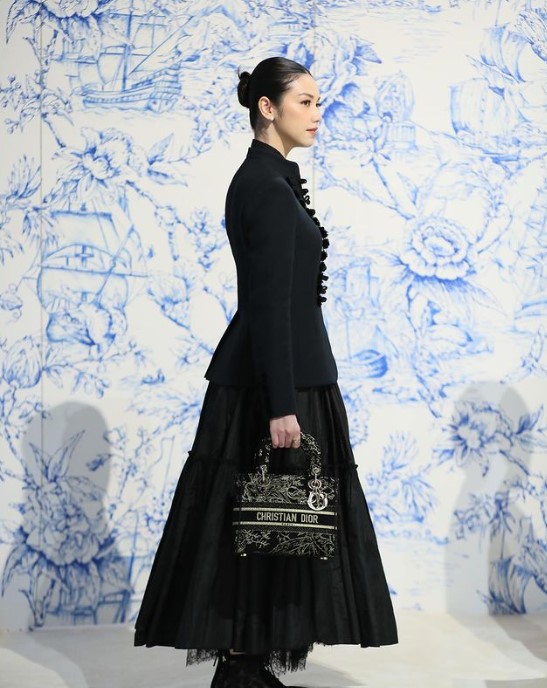 Seleb hadiri acara Dior Jakarta Berbagai sumber