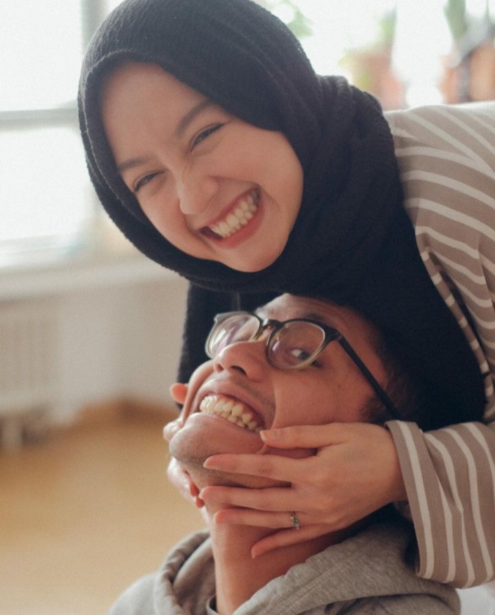 Gita Savitri dan suami istimewa