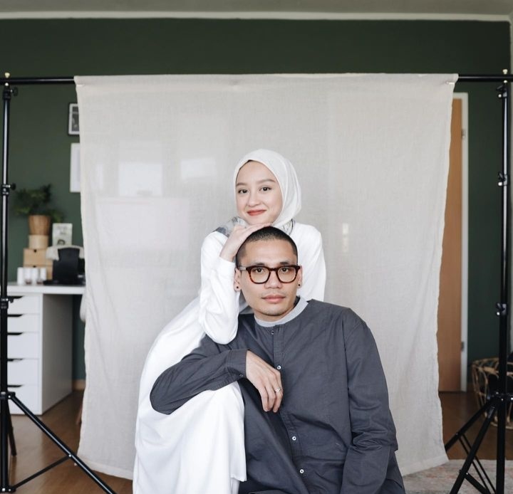 Gita Savitri dan suami istimewa