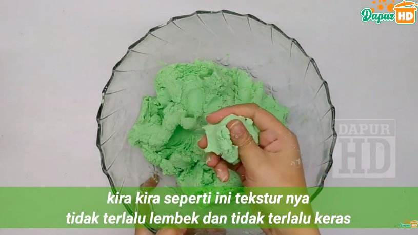 9 Cara bikin kue bugis, enak, lembut, dan antialot meski sudah dingin