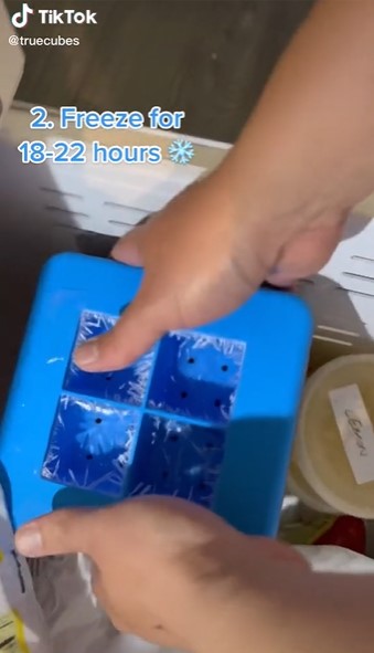 Bikin es batu bening ala kafe ternyata gampang, intip trik membuatnya