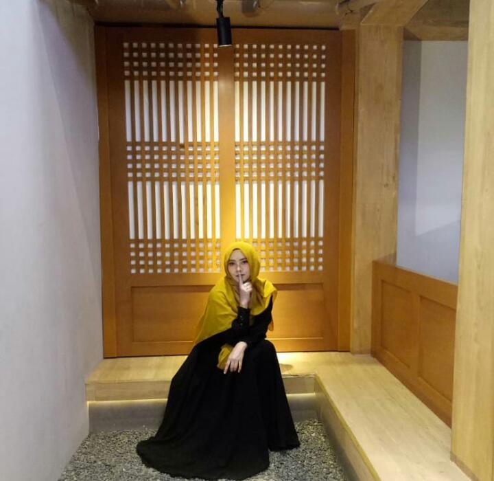 potret anne kurniasih istri teddy syach © instagram