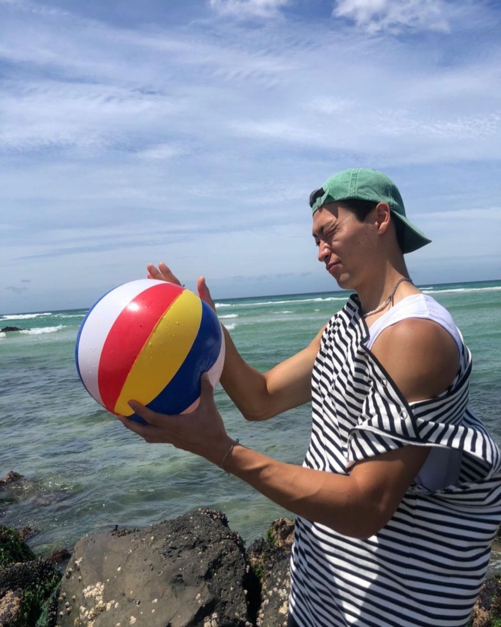 Tampan bak idol k-pop, bomber Korea Selatan ini harus matikan hp setelah dapat jutaan followers