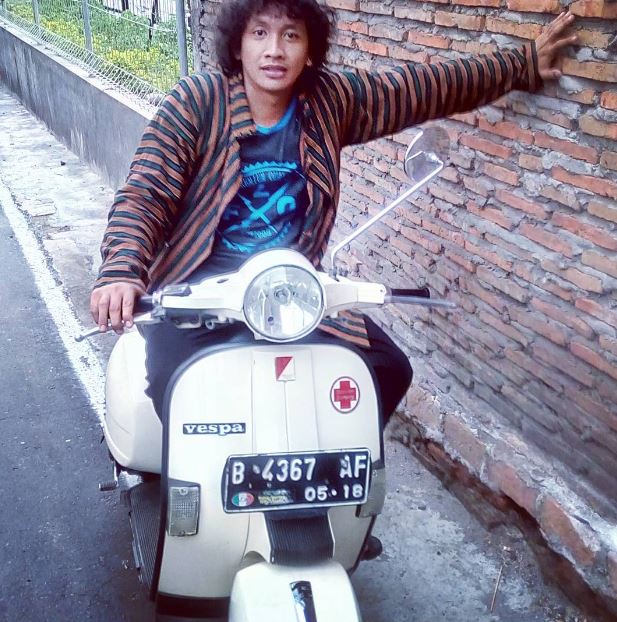 potret perubahannya Erick Estrada  © 2022 berbagai sumber