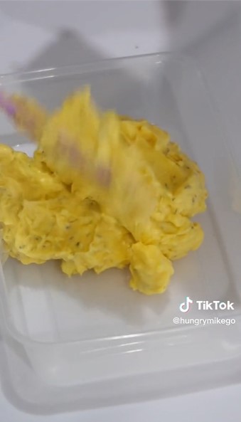 5 Cara simpel bikin garlic butter versi ekonomis, bisa jadi stok dan awet 3 bulan